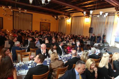 ONA ali ON 27 FOTO LJUBO VUKELIČ